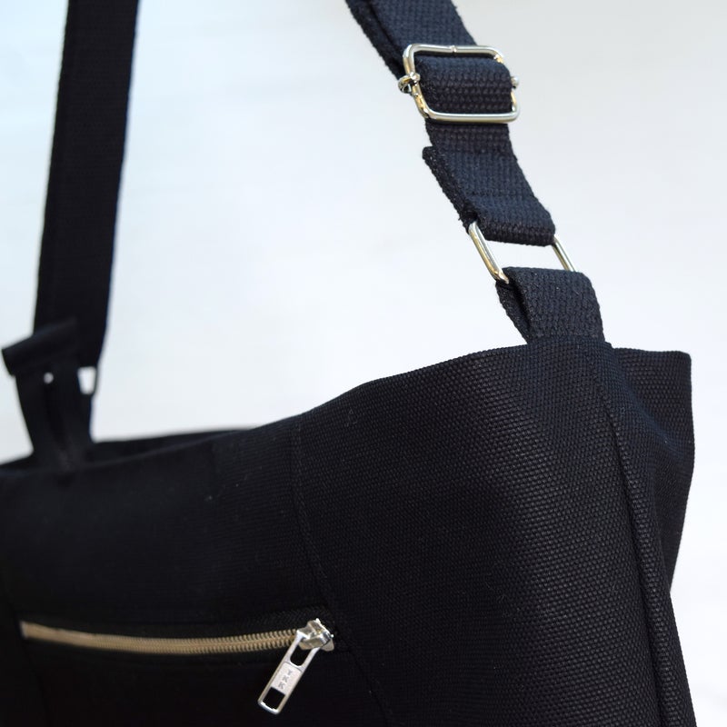 Riiminka Basic Extra stor Mainio axelv&auml;ska, Black Series, all black