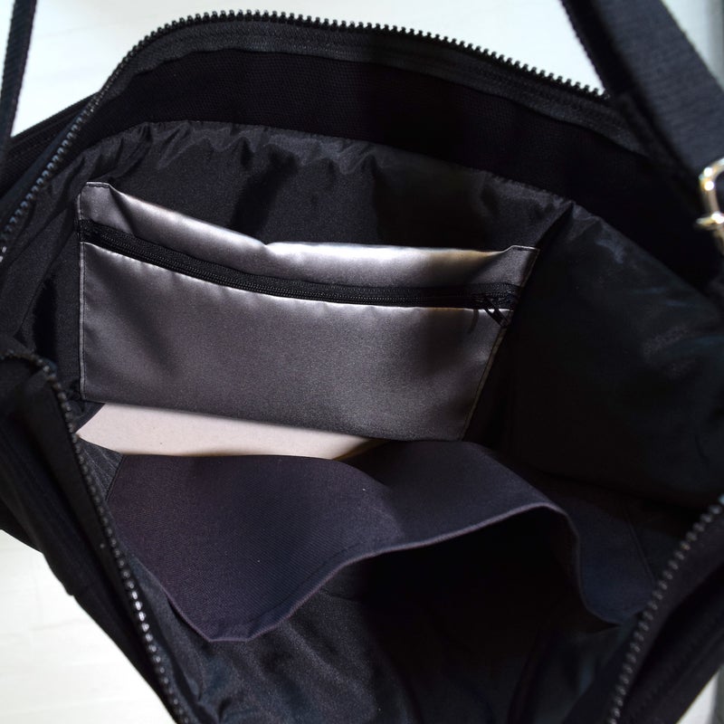 Riiminka Basic Extra stor Mainio axelv&auml;ska, Black Series, all black